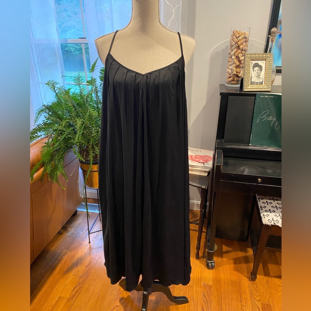 Banana Republic black pleated maxi dress, size small
